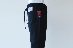 ズボンの横のパッチ